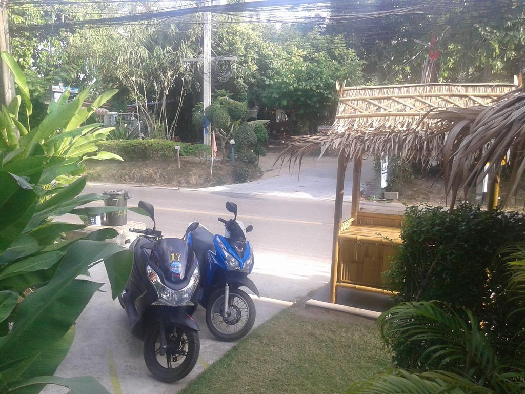 But Different Phuket Boutique Hotel Nai Harn Exterior foto