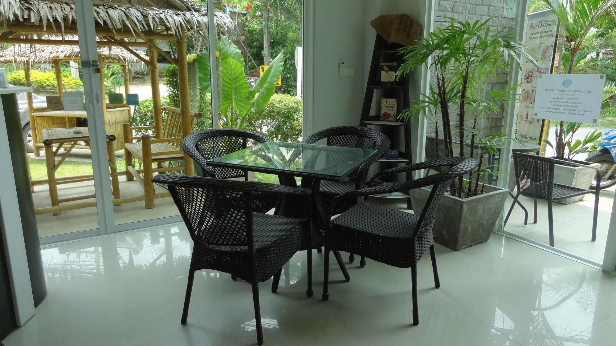 But Different Phuket Boutique Hotel Nai Harn Exterior foto